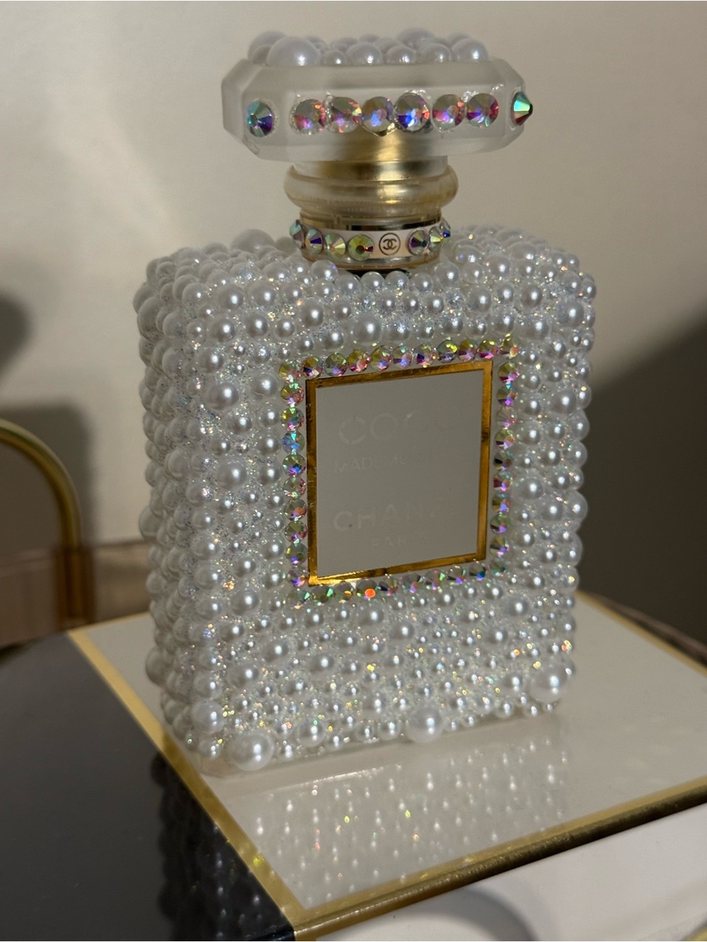 Coco CHANEL Pearl & Crystal Embellished Decorative Piece in White and Gold-empty - Picture 10 of 14